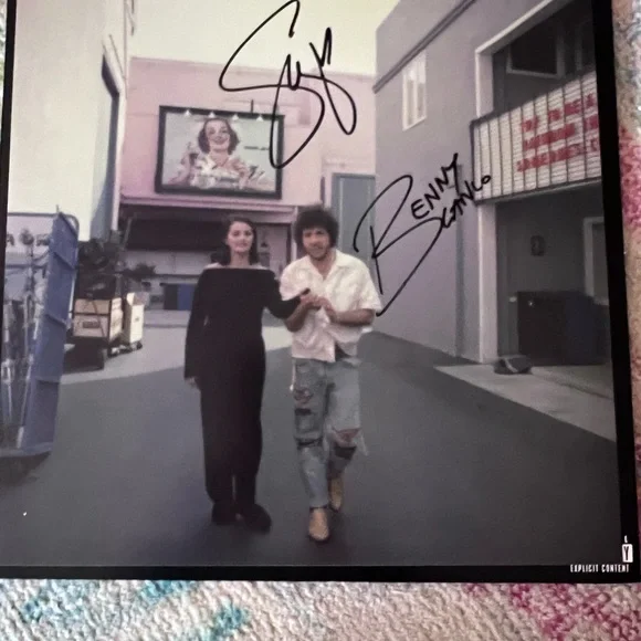 Signed Music Memorabilia Collection - Picture 3 of 10